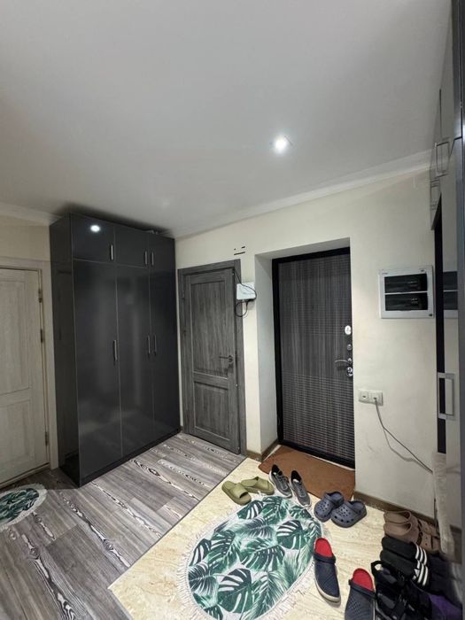 Дархан 3/3/4 77-серия мебель+техника Срочно балкон-2/6 75квм