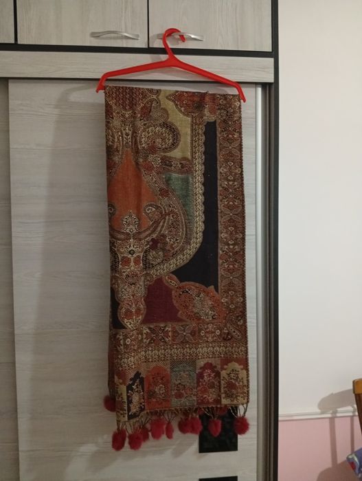 Калингина Шарф сотилади