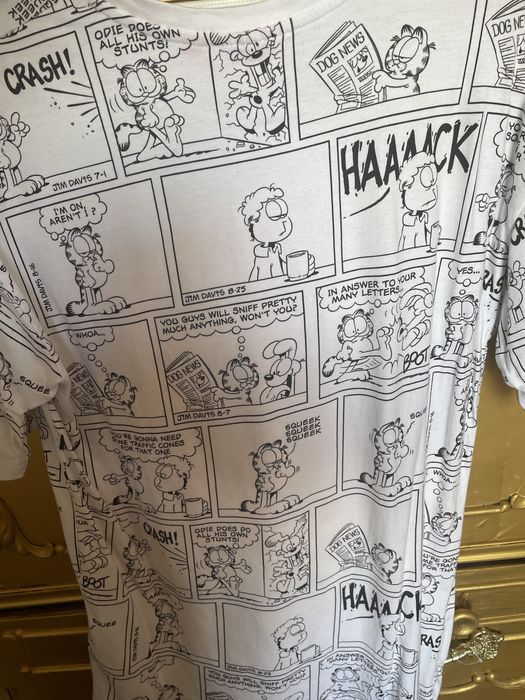 Tricou cu garfild !