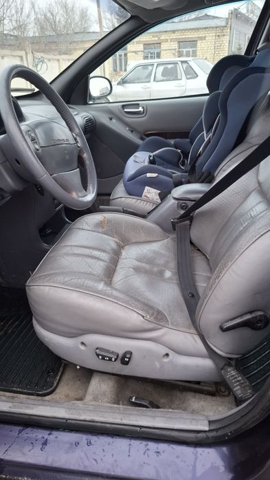 Chrysler Stratus 1999