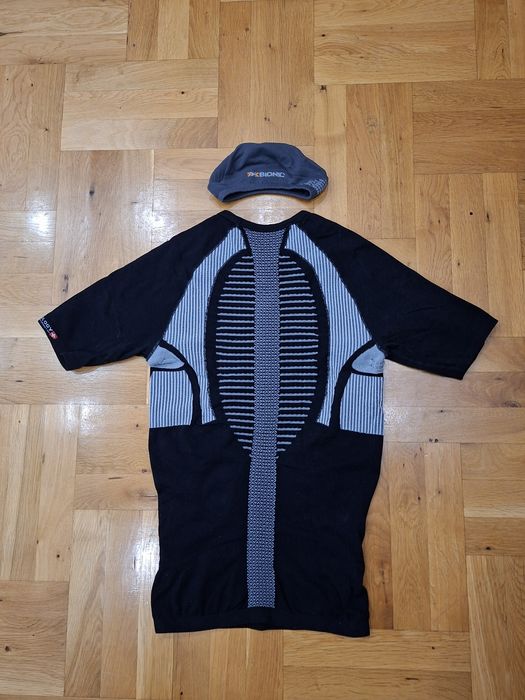 Мъжка блуза X-BIONIC Running Compression + щапка X-BIONIC