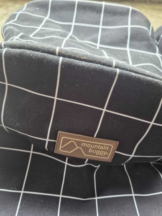 Комбинирана количка за близнаци Mountain Buggy Duet V3 + 2бр порт бебе