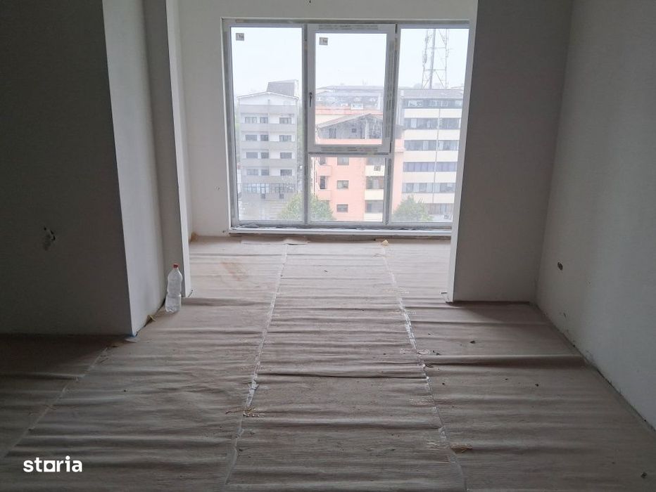 Apartament 3 camere, 2 bai, 90 mp, zona Promenada — fotografia 1