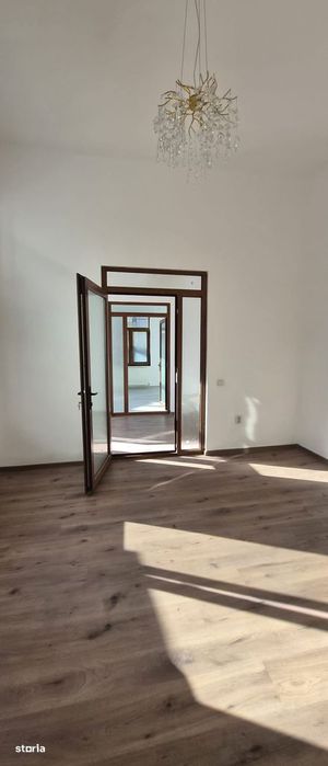 Casă 2 corpuri – Centru zona Sala Sporturilor