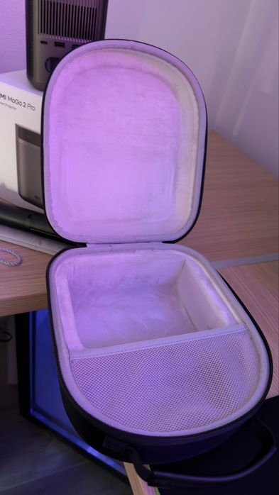 Videoproiector XGIMI MoGo 2 Pro + Trepied + Geanta Transport