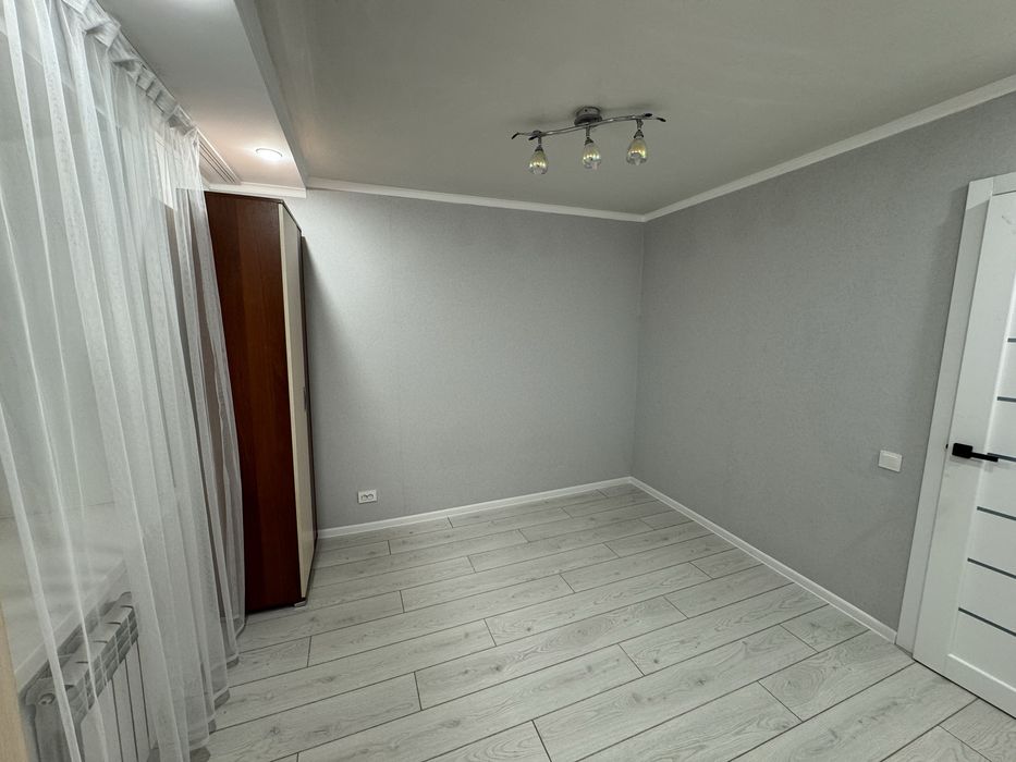 Сдам трешку в центре на длительный срок