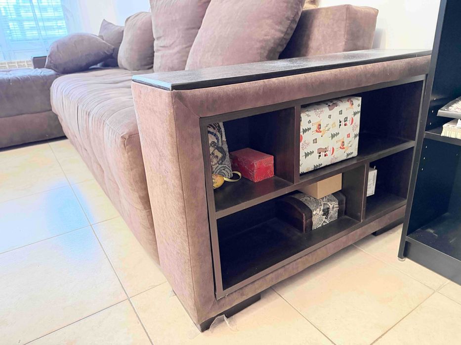 Голям ъглов диван с лежанка + рафтове за съхранение (Лозенец)