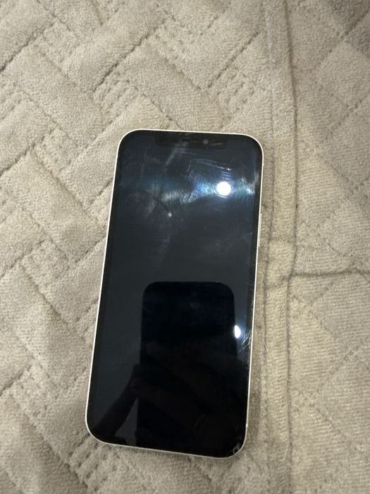 Продам iphone 12