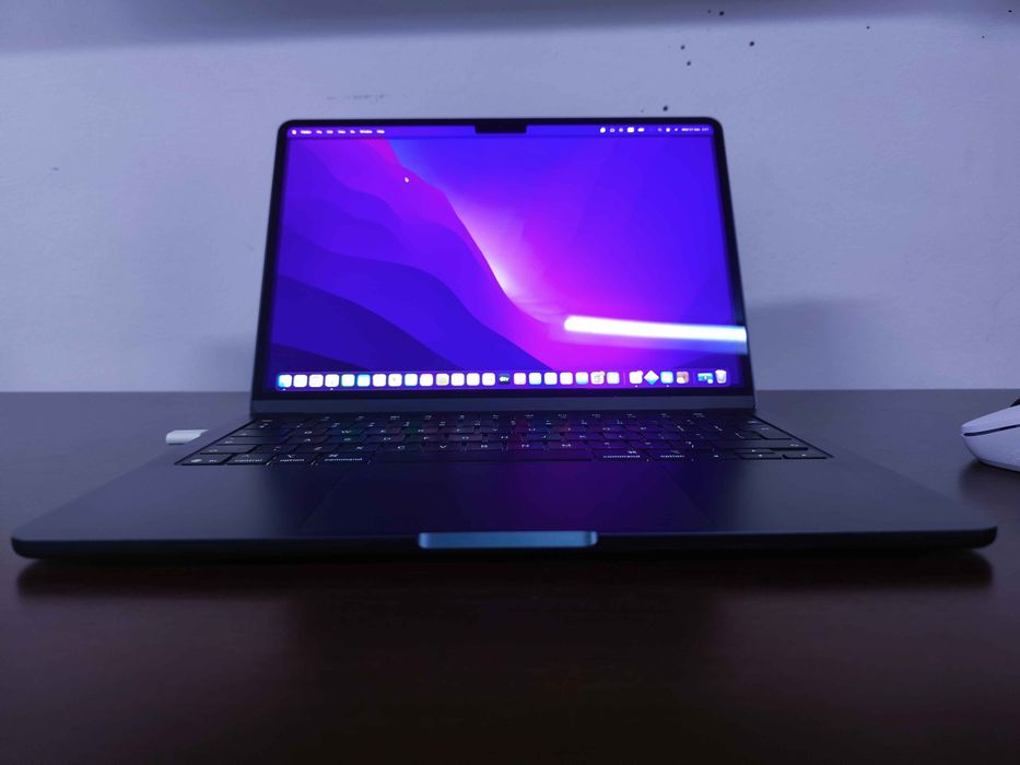 Apple MacBook Air 13.6" Midnight (2025)