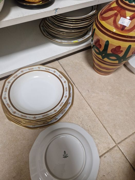 Разпродажба сувенири