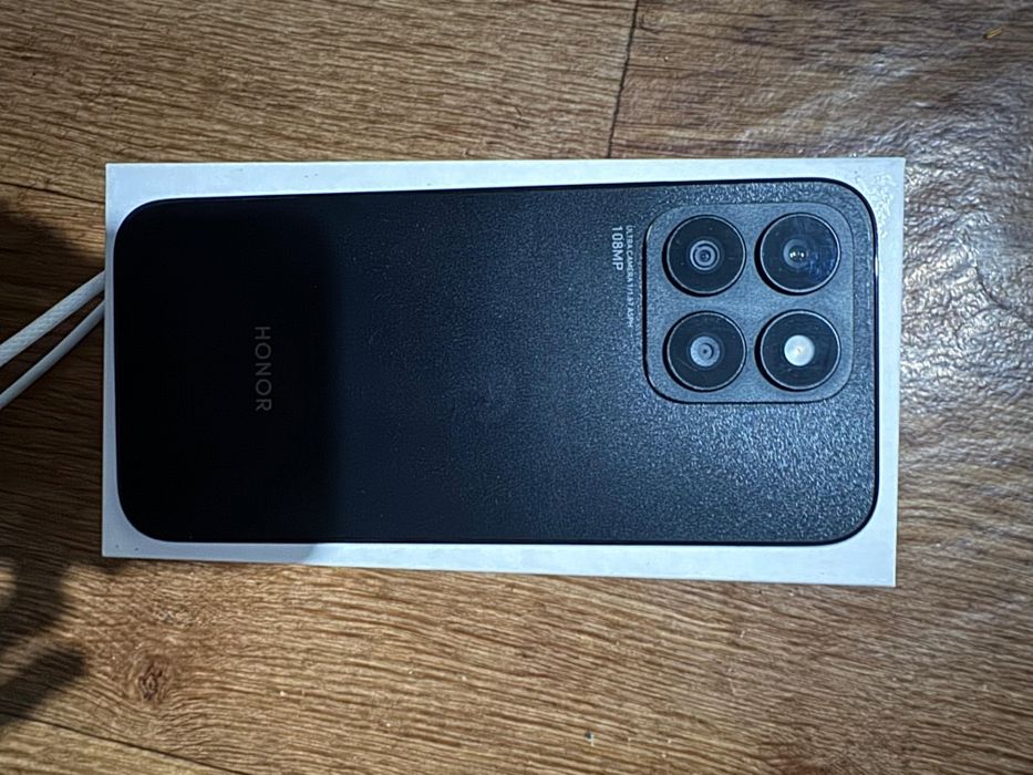Honor x 8b в отличном состоянии