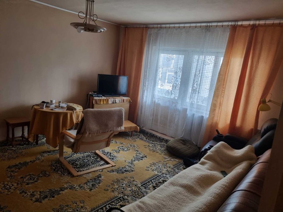 Apartament 2 camere -de vanzare
