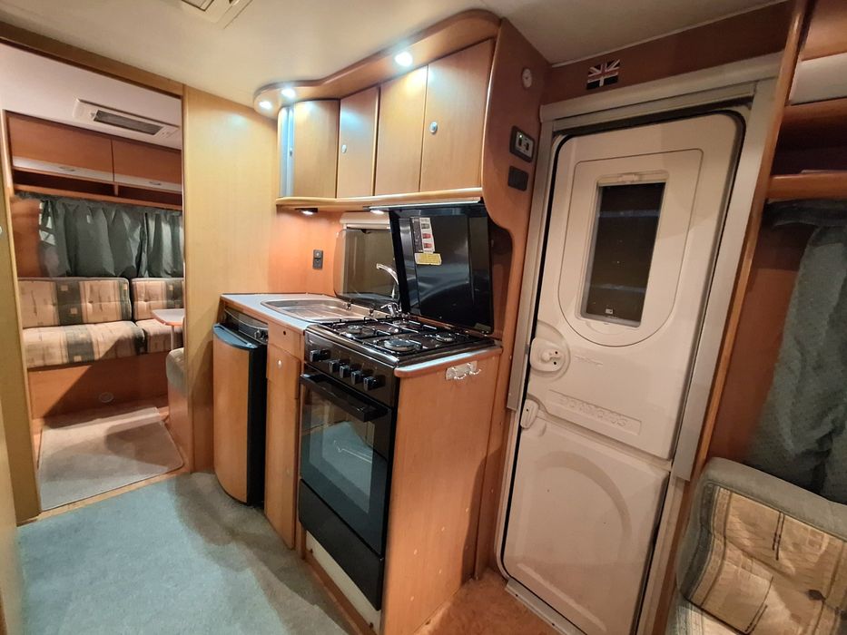 Rulota Dethfleffs DL520 de 5/6 persoane