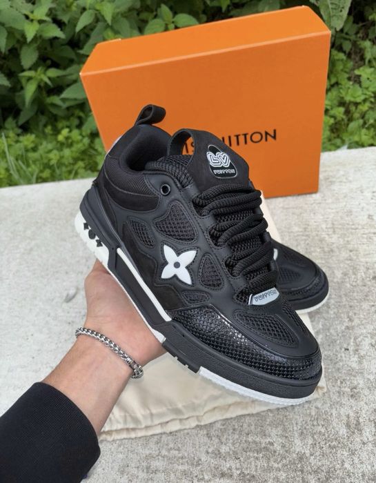 louis vuitton skate negru