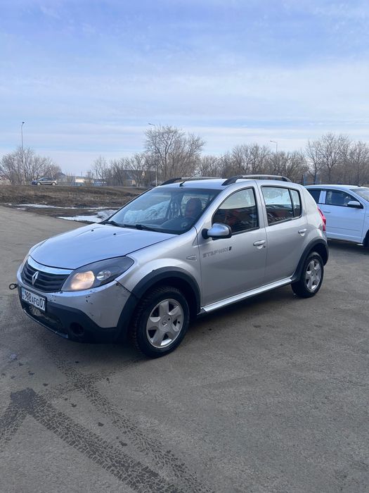 Renault Sandero 2013