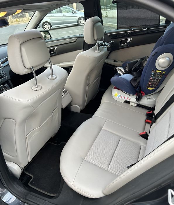 Mercedes E200 CDI W212 7G-TRONIC PLUS - Trapa Panoramica