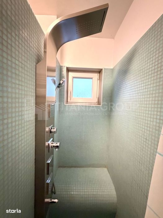 Apartament cu 3 camere, 2 bai  - zona Tractorul