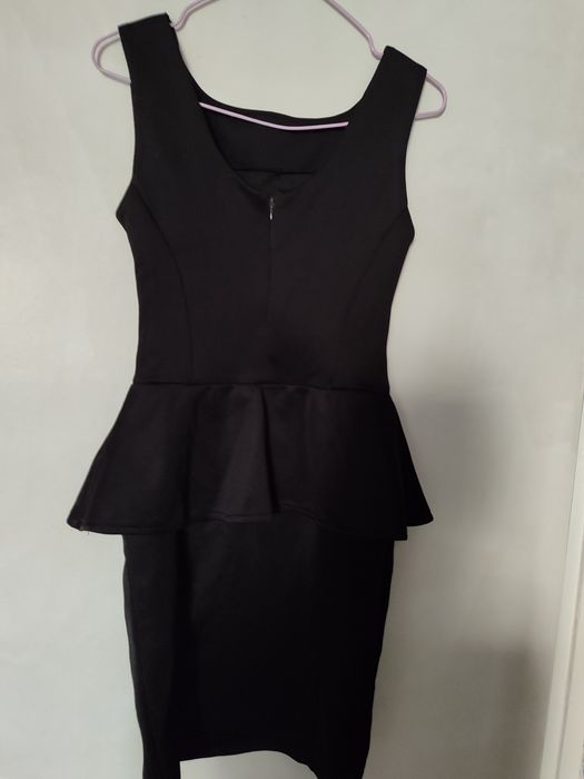 Вечернее платье, коктейльное платье.