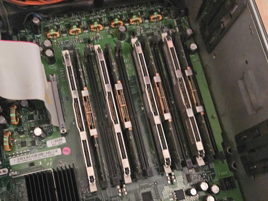 Dell Poweredge 2900