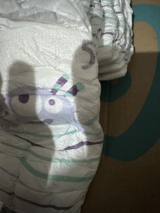 Scutece-126buc  pampers, huggies, chilotei si normali marime nr. 5