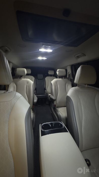 Kia carnival Koresky