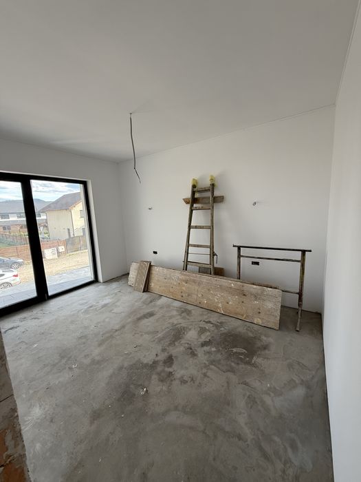 Casă individuală de vânzare – Cartier Izvor, Tărlungeni