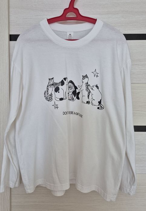 Продам два пакета одежды для девочки подростка