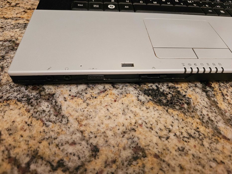 Продам ноутбук Fujitsu SIEMENS