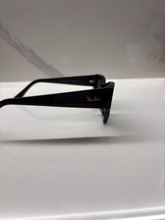 Оригинални слънчеви очила Ray-Ban Zenа