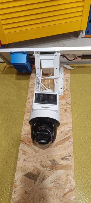 Vand Kit Supraveghere Hikvision 4G cu Panou Solar si Victon – PTZ 4MP