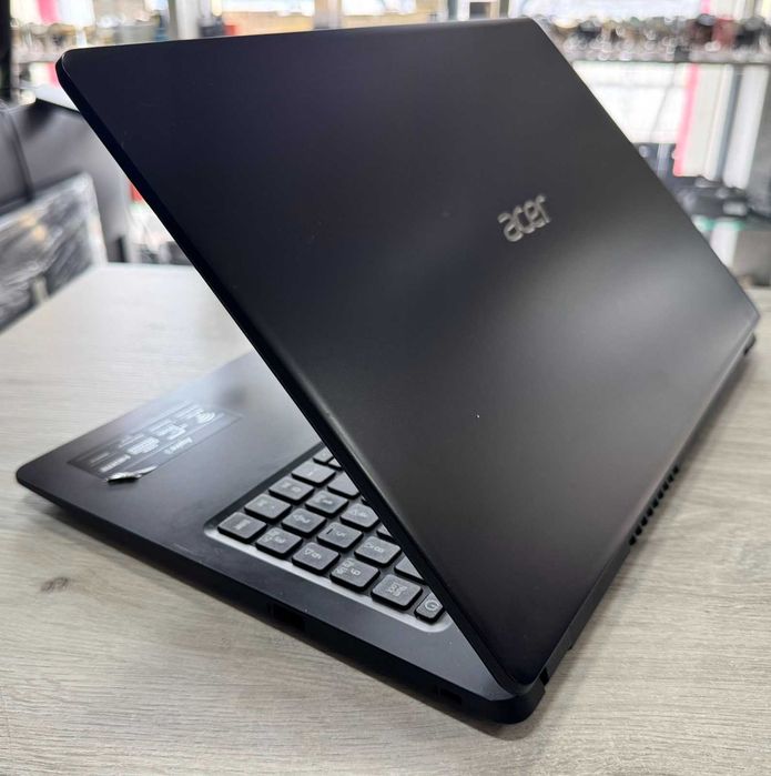 Лаптоп Acer Aspire 3