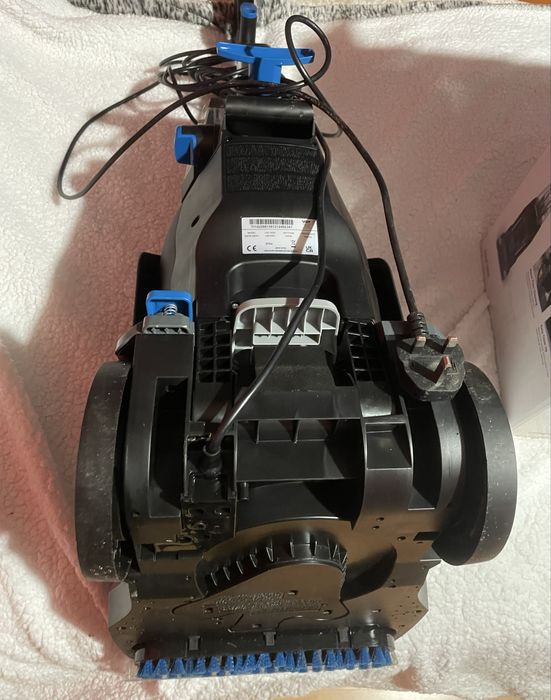 Vax Spin Scrub Power Уред за почистване на килими