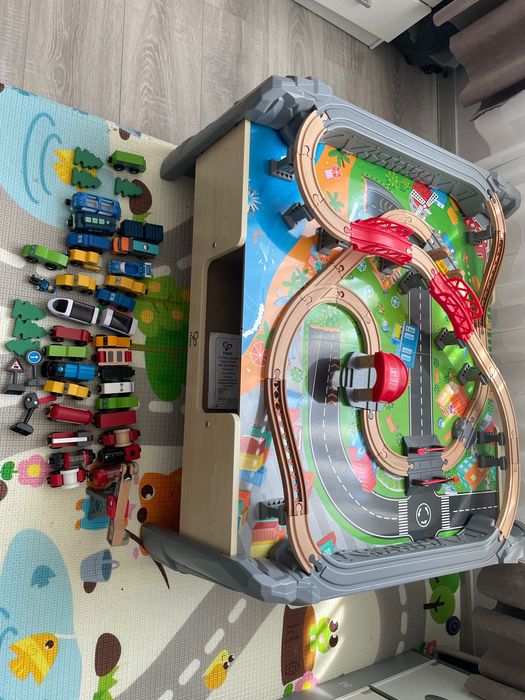 Hape писта за влакчета