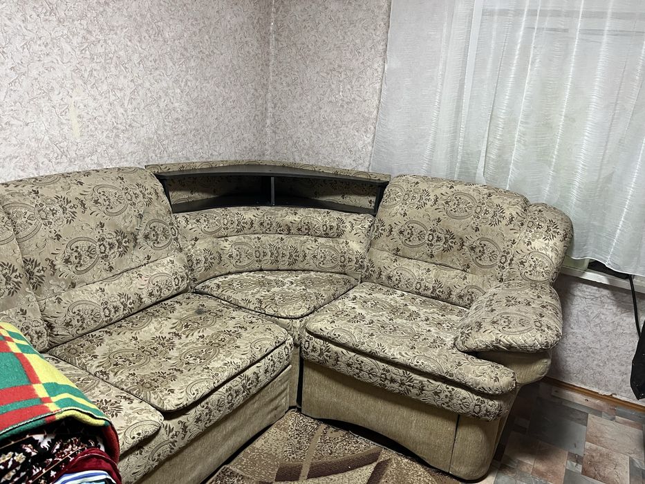 Продам диван !!!