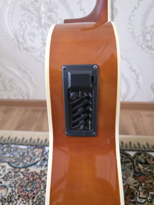 Deviser gitara sotiladi