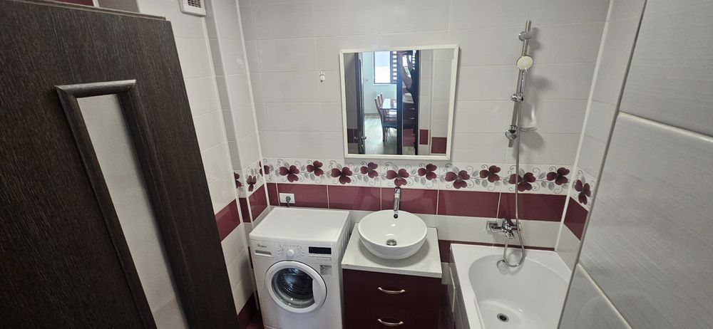 Inchiriez apartament militari rezidence