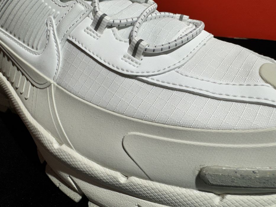 № 45,47,47.5 оригинални Nike Zoom Vomero Roam Shoemag