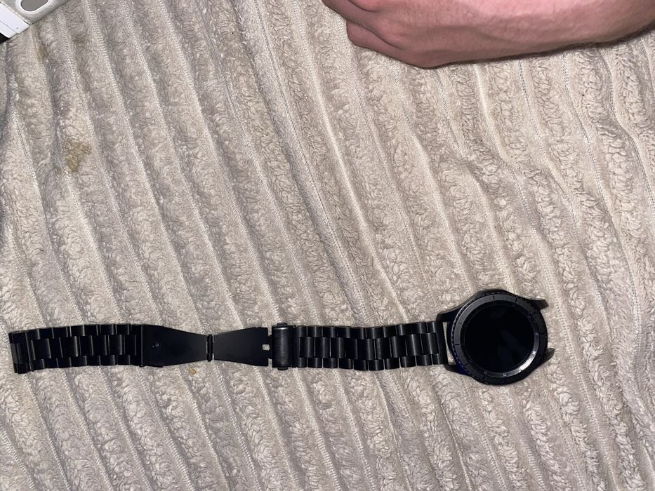 Смарт часы Samsung gear s3 frontier