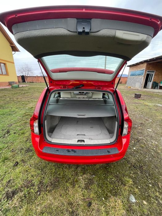 VolvoV50 Deluxe 2,4 I