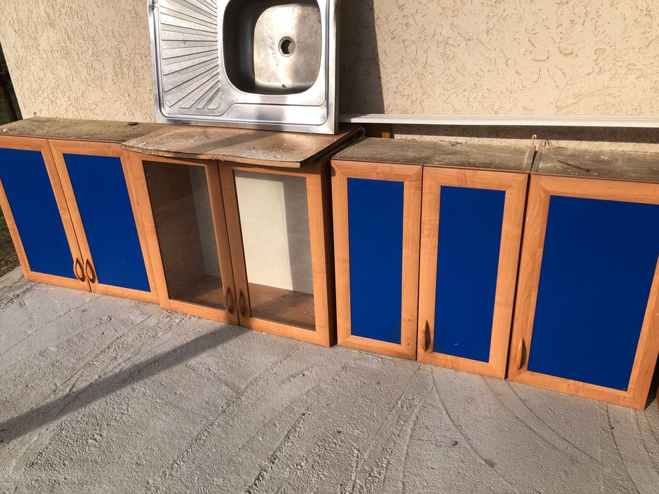 Кухонный гарнитур(старый)