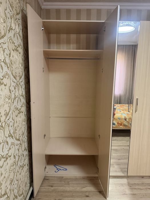 Шкаф в спальный гарнитур