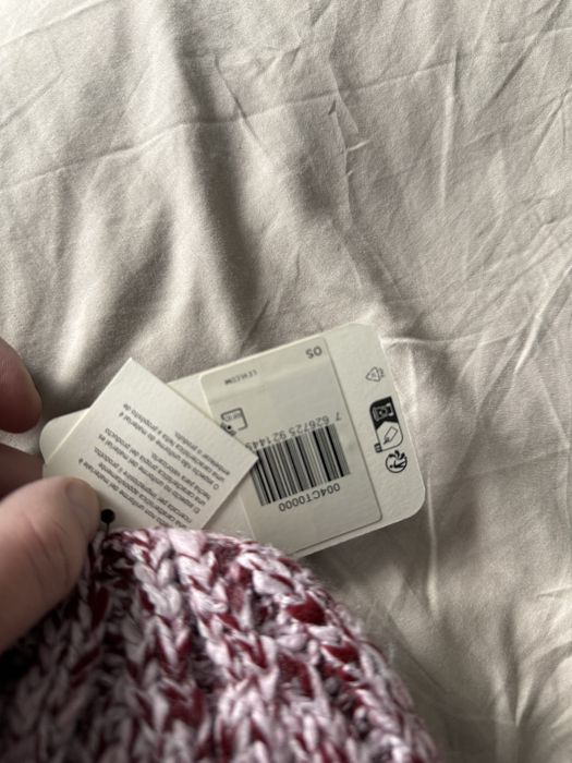 Levi's Alex Speckle caciula dama rosu cu alb din tricot marime OS noua