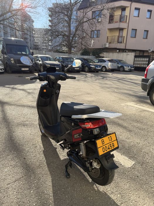 Scuter electric RKS performance