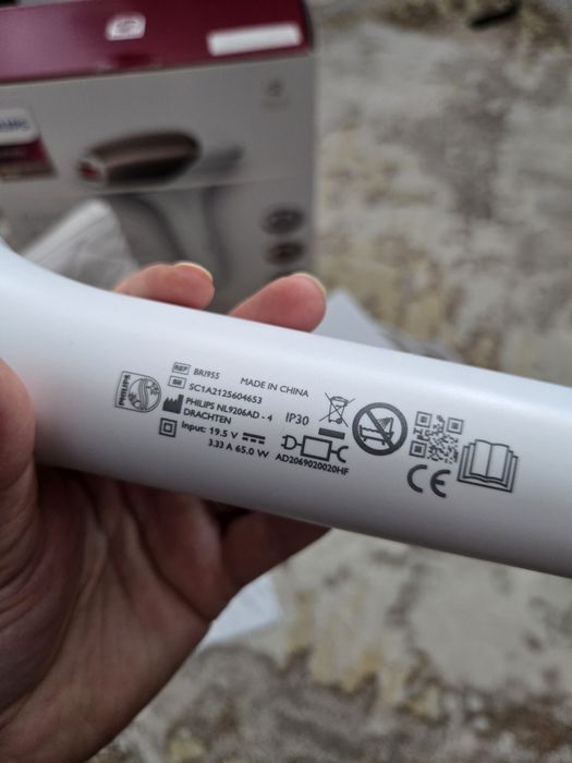 Epilator Philips IPL seria 9000