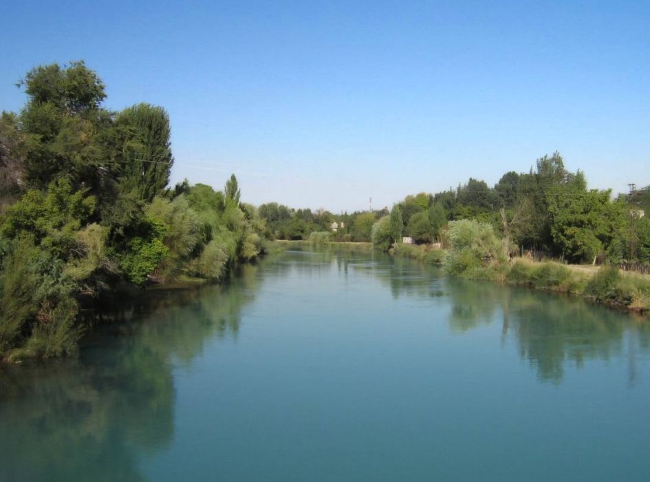 Кибрай центр.  Бугор земельный участок 22  сот.  вдоль реки БОЗСУ.