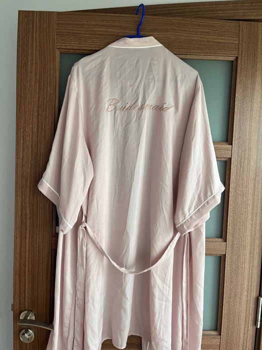 Halate din satin pentru ziua nunții