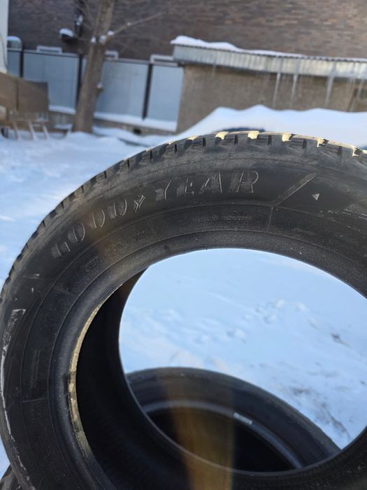 Продам шины гудиер
