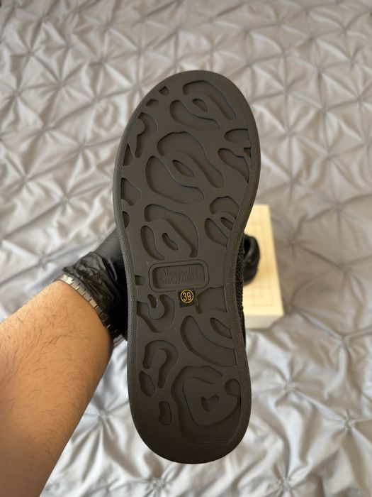 Alexander Mcqueen 39