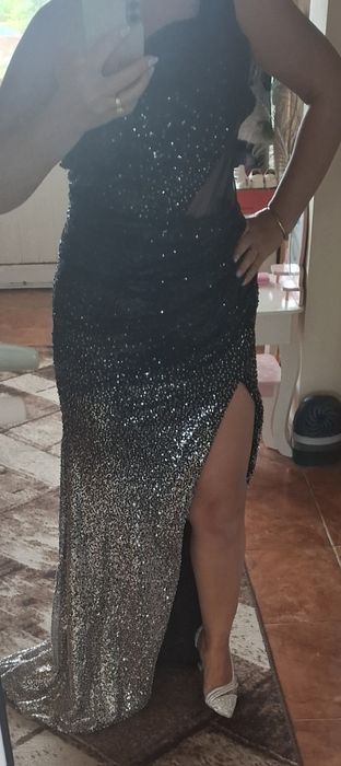 Дълга официална рокля с паети размер 38 М