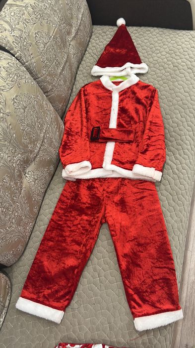 Продам детские костюмы 5-9 лет